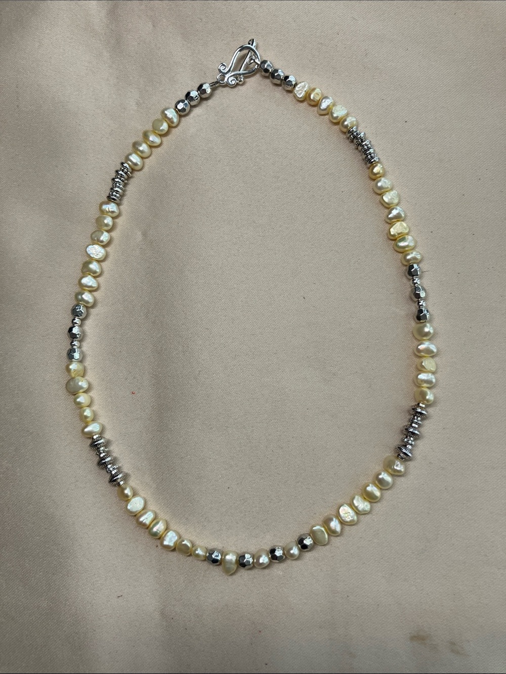 Pale Yellow Pearl and Silver Bead Necklace
